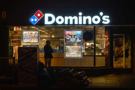 dominos time|what time domino's delivery close.